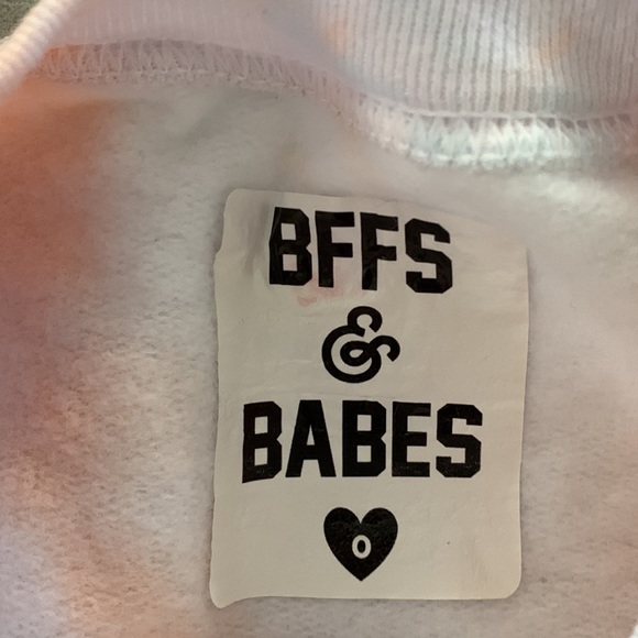BFFs & babes tie-dye crewneck pull over sweatshirt - Picture 3 of 4